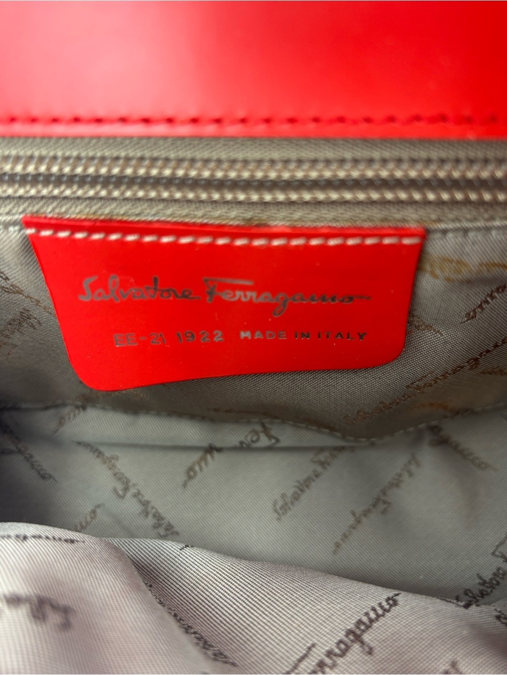 Salvatore Ferragamo Red Shoulder Bag - Leather - Picture 7 of 13